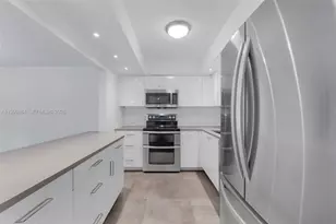 3050 NE 48th St, Fort Lauderdale, FL 33308 - Photo 14