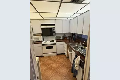 201 Crandon Blvd #304, Key Biscayne, FL 33149 - Photo 12