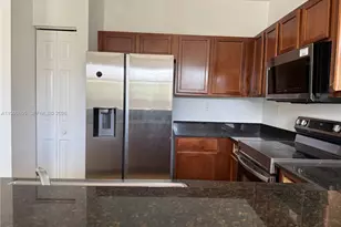 8800 NW 107 Ct, Doral, FL 33178 - Photo 4