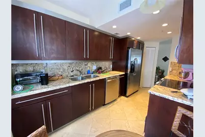 701 Brickell Key Blvd #2104, Miami, FL 33131 - Photo 4