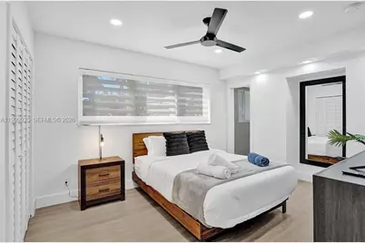 911 N Northlake Dr, Hollywood, FL 33019 - Photo 50