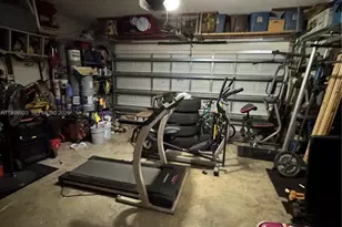 8270 NW 191st Ln, Hialeah, FL 33015 - Photo 6