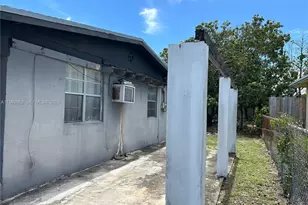 164 SW 2nd Ct, Deerfield Beach, FL 33441 - Photo 18