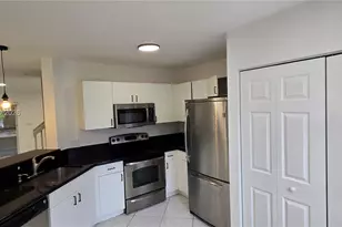 1455 SW 48th Terrace, Deerfield Beach, FL 33442 - Photo 2