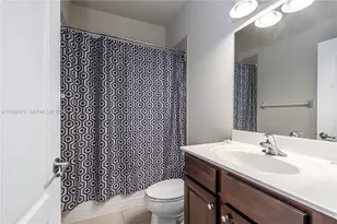 8435 Lakeview Trail, Parkland, FL 33076 - Photo 18