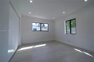 8220 SW 29th St, Miami, FL 33155 - Photo 20