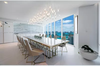 300 S Pointe Dr #PH-5, Miami Beach, FL 33139 - Photo 12