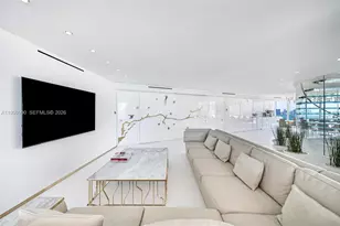 300 South Pointe Dr, Miami Beach, FL 33139 - Photo 14