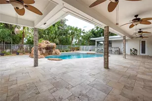 16751 Waters Edge Dr, Weston, FL 33326 - Photo 40