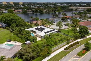 16751 Waters Edge Dr, Weston, FL 33326 - Photo 58