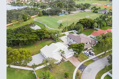 1124 NW 130th Ter #1124, Sunrise, FL 33323 - Photo 22