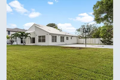 1124 NW 130th Ter #1124, Sunrise, FL 33323 - Photo 6