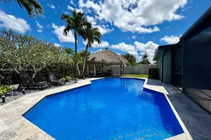 5704 SW 116th Ave, Cooper City, FL 33330 - Photo 2