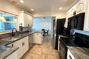 5704 SW 116th Ave, Cooper City, FL 33330 - Photo 10
