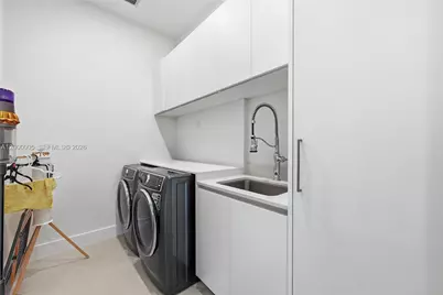 3300 NE 170th St, North Miami Beach, FL 33160 - Photo 64
