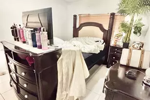 8771 NW 15th Ct, Pembroke Pines, FL 33024 - Photo 12