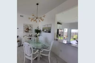 15359 SW 43rd Ln, Miami, FL 33185 - Photo 4