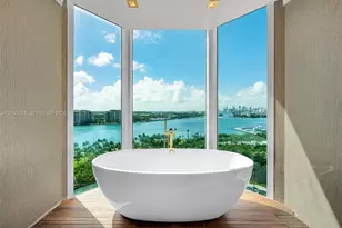 300 South Pointe Dr, Miami Beach, FL 33139 - Photo 22