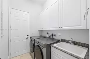 2685 NW 83rd Way, Cooper City, FL 33024 - Photo 44