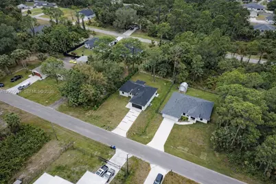 3749 Kilarney St, Fort Myers, FL 33905 - Photo 1