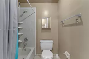 3868 SW 107th Ave, Miami, FL 33165 - Photo 16