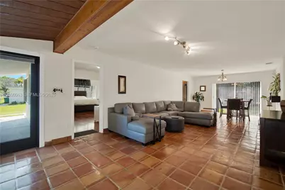 9401 Jamaica Dr, Cutler Bay, FL 33189 - Photo 6