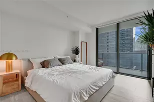 45 SW 9th St, Miami, FL 33130 - Photo 20