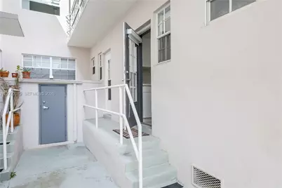 717 Espanola Way #110, Miami Beach, FL 33139 - Photo 4