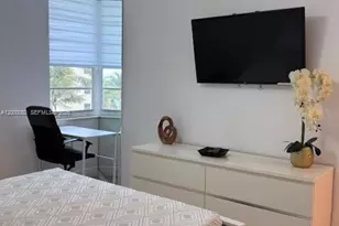 100 Lincoln Rd, Miami Beach, FL 33139 - Photo 16