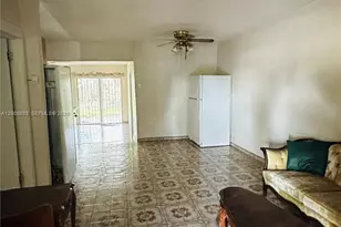 490 E 45th St, Hialeah, FL 33013 - Photo 2