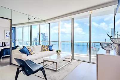 495 Brickell Ave #PH-5703, Miami, FL 33131 - Photo 2