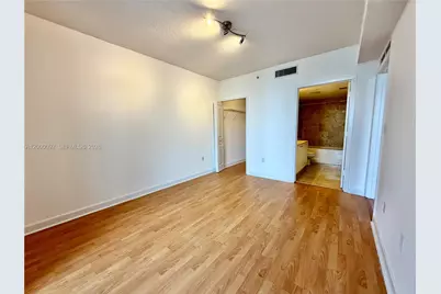 170 SE 14th St #2906, Miami, FL 33131 - Photo 14
