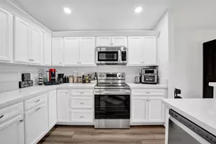 1063 Cedar Falls Dr, Weston, FL 33327 - Photo 36