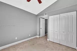 2881 N Oakland Forest Dr, Oakland Park, FL 33309 - Photo 24