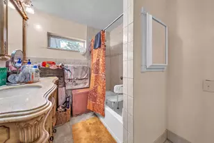 4715 NW 43rd St, Lauderdale Lakes, FL 33319 - Photo 20