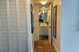 345 Ocean Dr, Miami Beach, FL 33139 - Photo 18