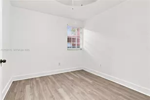 536 NE 62nd St, Miami, FL 33138 - Photo 14