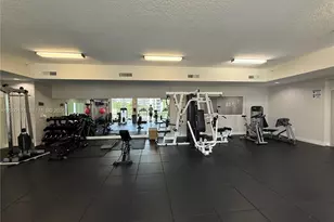 601 NE 23rd St, Miami, FL 33137 - Photo 34