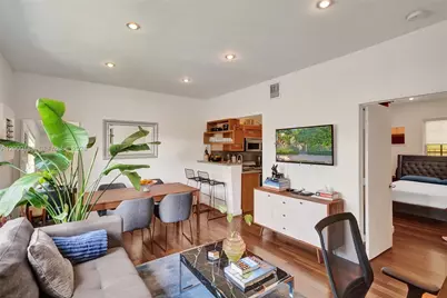 815 Euclid Ave #8, Miami Beach, FL 33139 - Photo 2