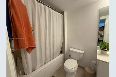 111 E Flagler St #707, Miami, FL 33131 - Photo 8