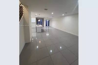 6434 NW 104th Ct #6434, Doral, FL 33178 - Photo 4