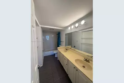 4222 Inverrary Blvd #4215, Lauderhill, FL 33319 - Photo 18