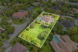 9901 SW 145th St, Miami, FL 33176 - Photo 2