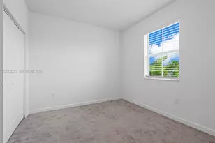 1100 SE 26th Ter, Homestead, FL 33035 - Photo 16