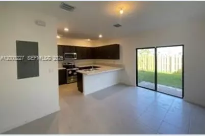 11833 SW 245th Ter, Homestead, FL 33032 - Photo 4