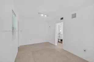 3676 Oak Ave, Miami, FL 33133 - Photo 4