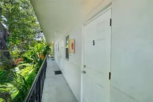 3676 Oak Ave, Miami, FL 33133 - Photo 12