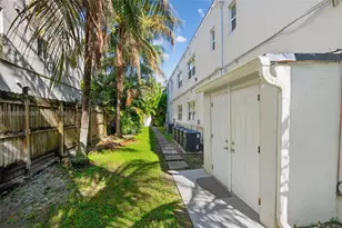 3676 Oak Ave, Miami, FL 33133 - Photo 16