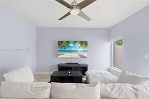 832 N Victoria Park Rd, Fort Lauderdale, FL 33304 - Photo 14