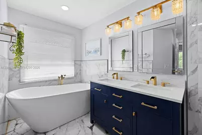 15385 SW 51st St, Davie, FL 33331 - Photo 10